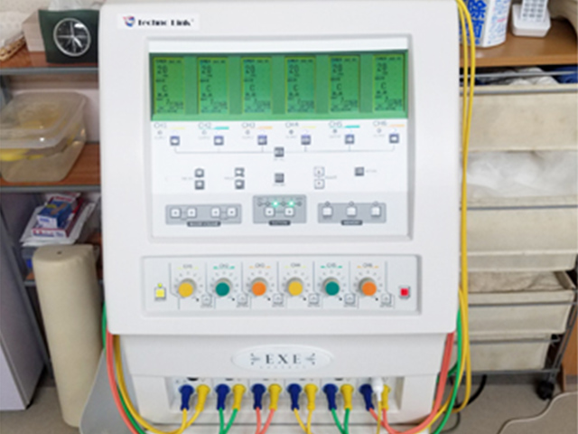 低周波・高周波・EMS運動波複合医療機器